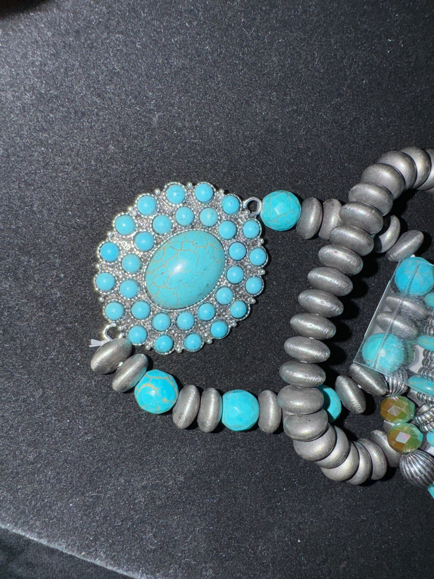 Concho Beaded Bracelet Set - Turquoise/Dark Silver